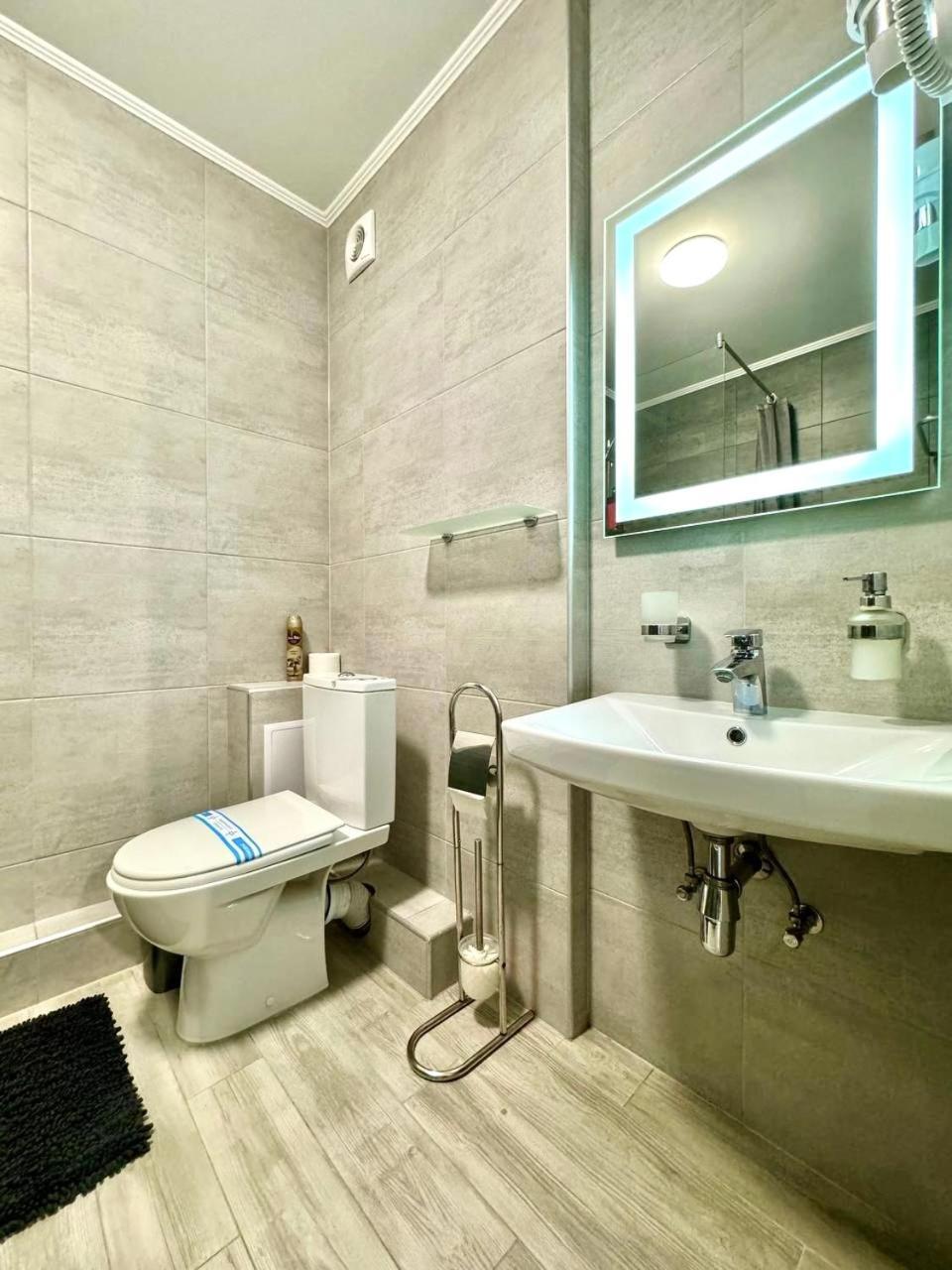 Apartpoltava Апартаменти Бізнес-Класу В Престижній Новобудові З Панорамним Балконом Центр ภายนอก รูปภาพ