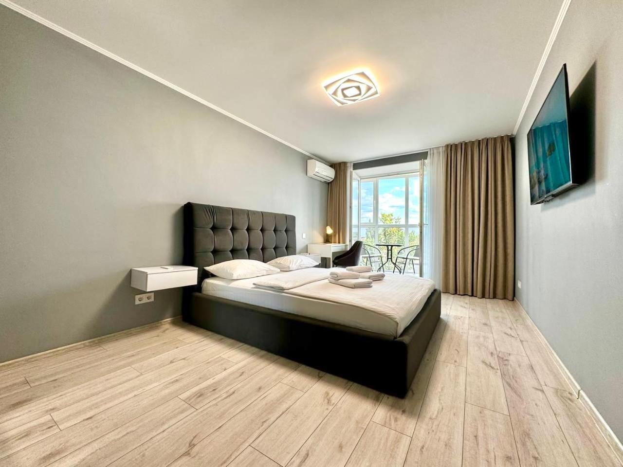 Apartpoltava Апартаменти Бізнес-Класу В Престижній Новобудові З Панорамним Балконом Центр ภายนอก รูปภาพ